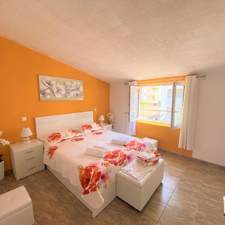 Apartment Beach Makarska Bagian luar foto